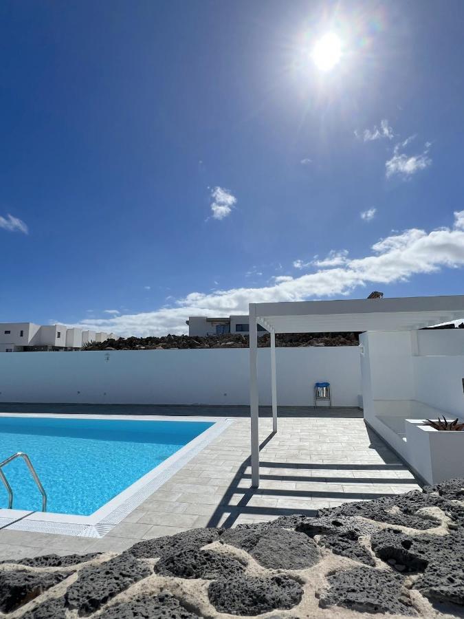 Casahost Villa Dolce Vita Costa Teguise Ngoại thất bức ảnh
